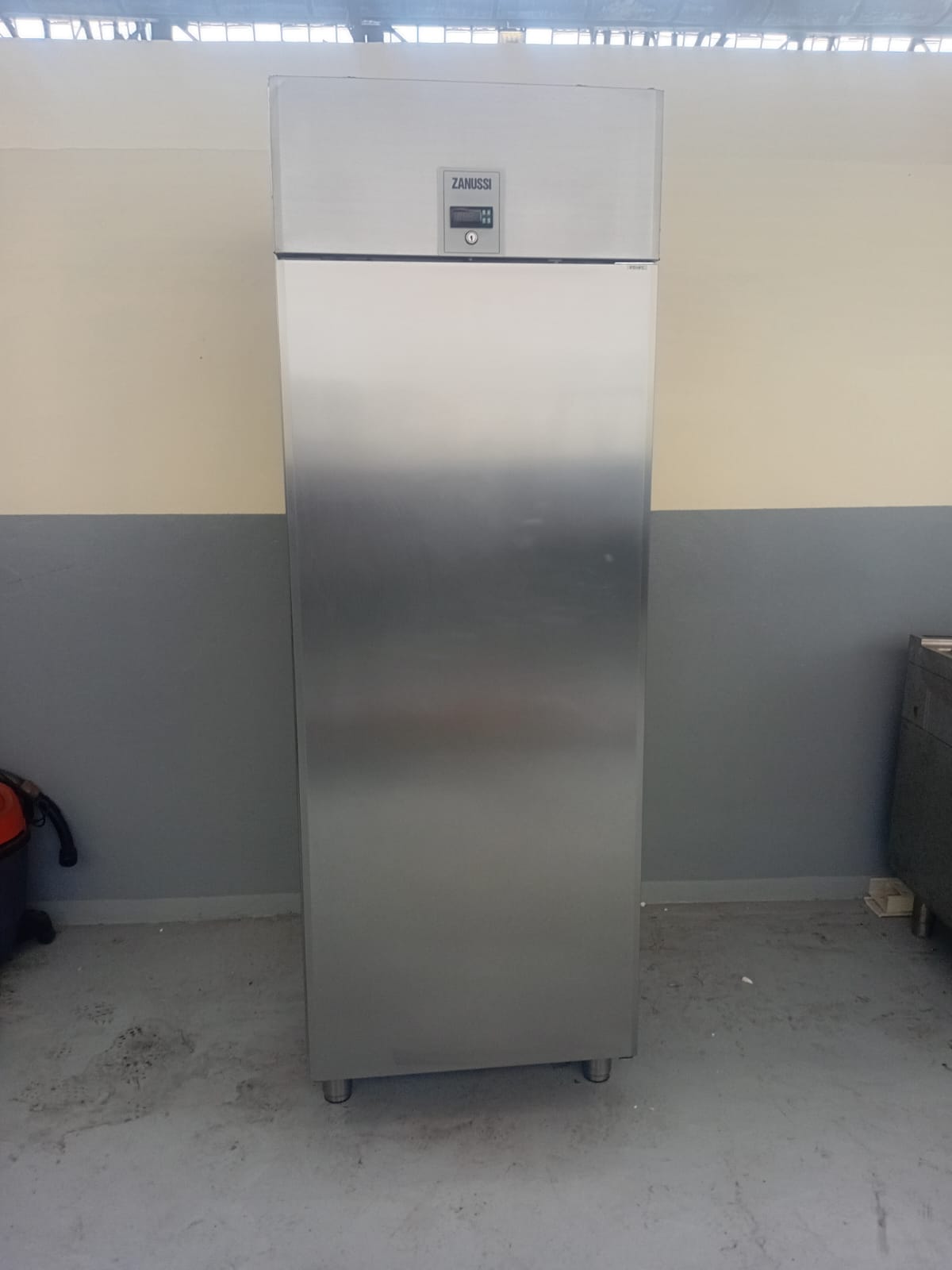 Armoire réfrigéré positif ZANUSSI