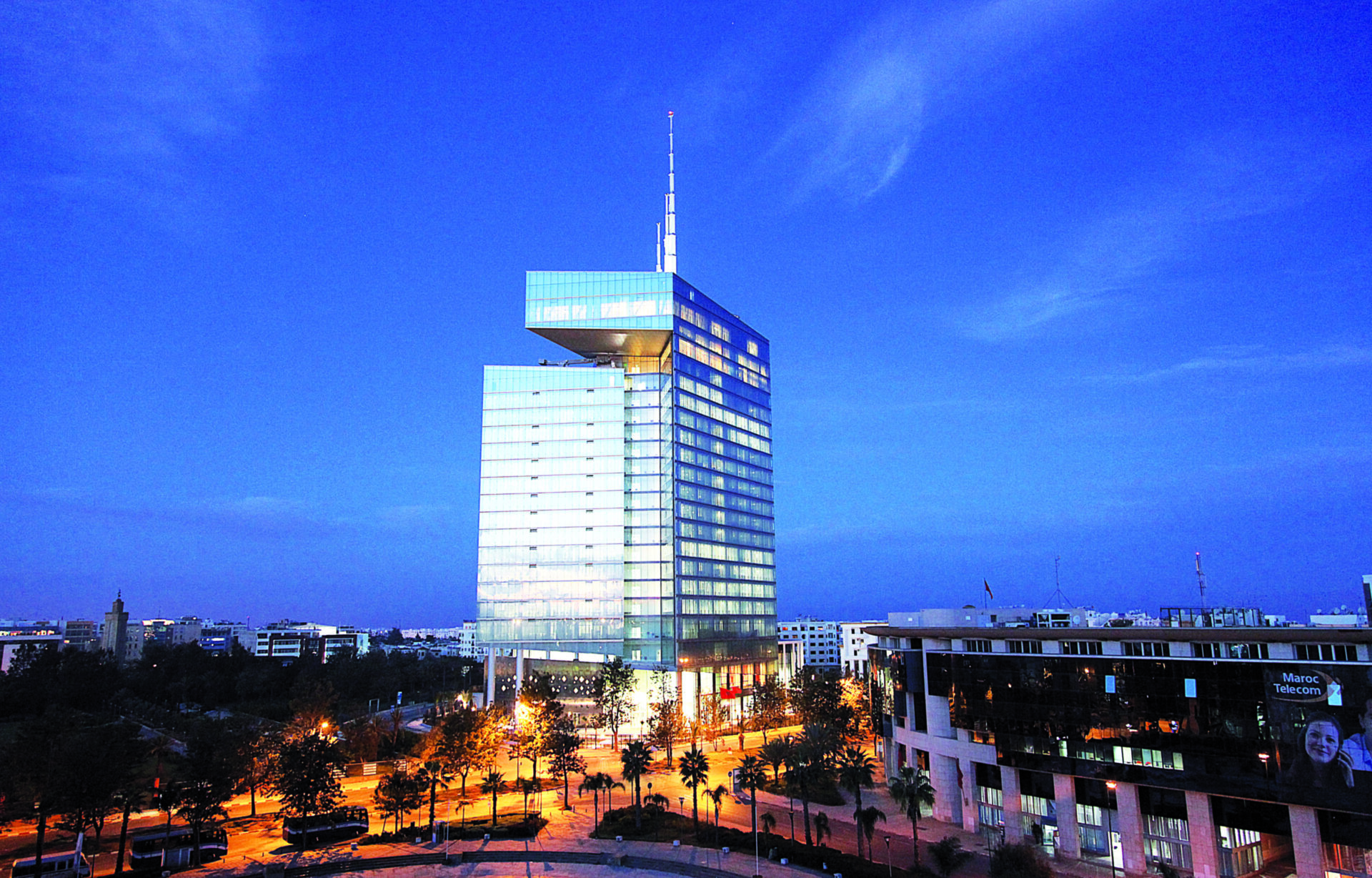 Tour Maroc Telecom — Casablanca